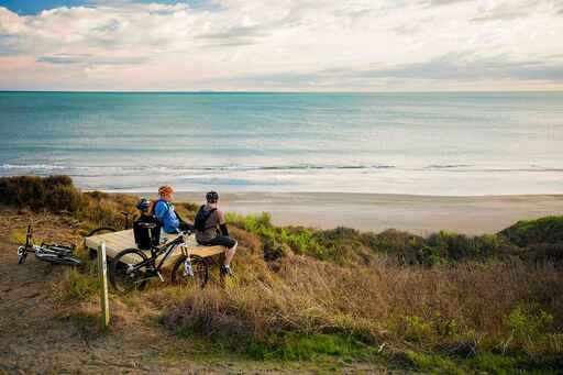 Tirohanga Beach Motor Camp