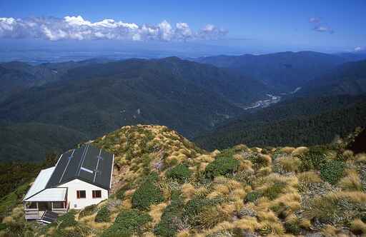 Powell Hut - Mount Holdsworth 