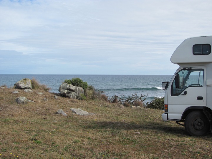 Patea Dam / Lake Rotorangi - Freedom Camping Ground, Taranaki, NZ - 2 ...