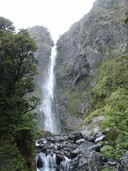 Devil's Punchbowl - Photo: DOC