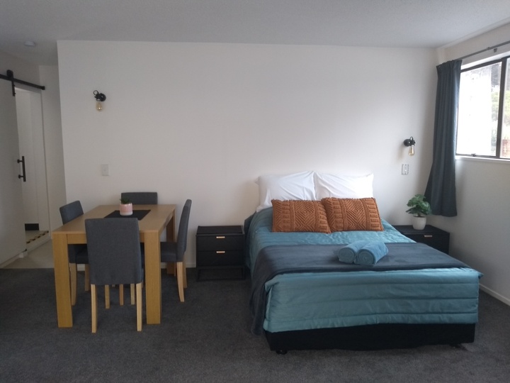 Deluxe Studio- Double Bed