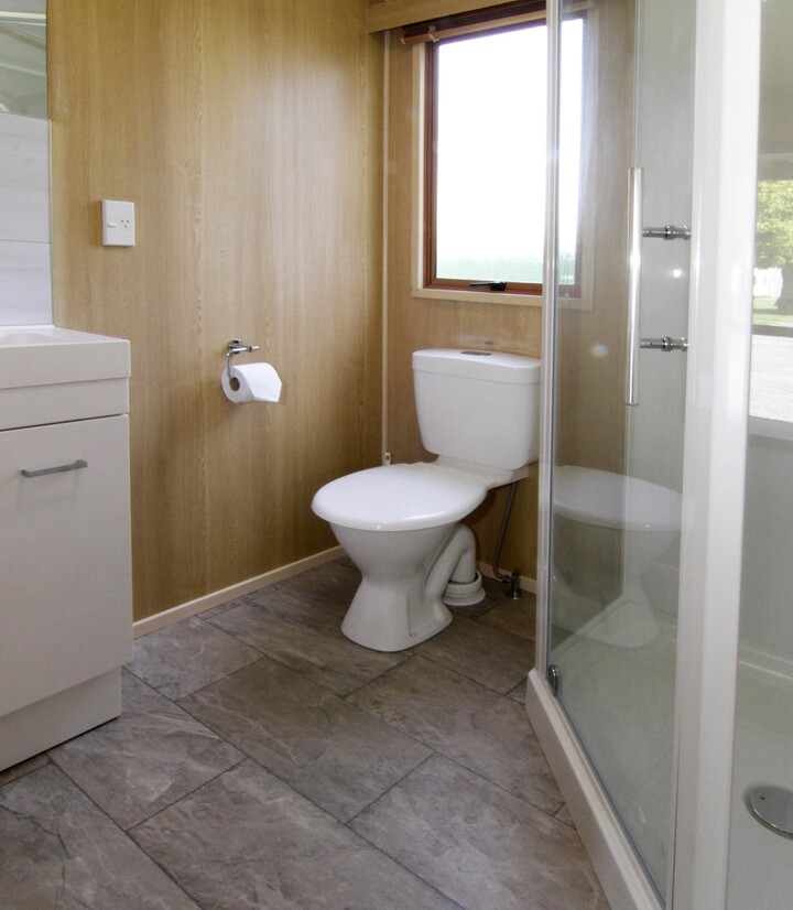 Unit 9 Ensuite